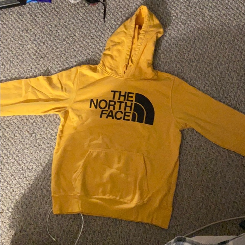 Men’s north face hoodie